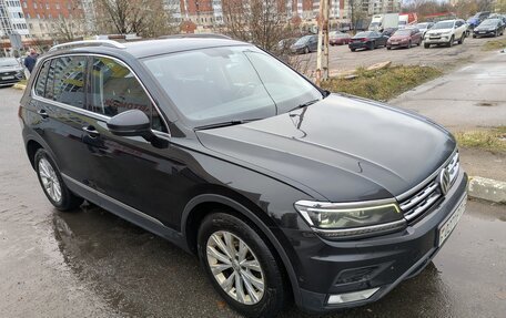 Volkswagen Tiguan II, 2016 год, 2 155 000 рублей, 2 фотография