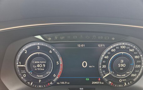 Volkswagen Tiguan II, 2016 год, 2 155 000 рублей, 10 фотография