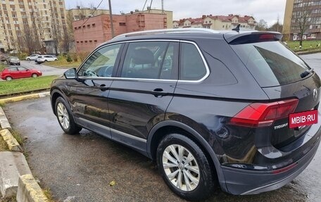 Volkswagen Tiguan II, 2016 год, 2 155 000 рублей, 5 фотография