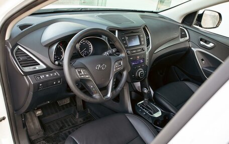 Hyundai Santa Fe III рестайлинг, 2017 год, 1 895 000 рублей, 13 фотография