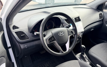 Hyundai Solaris II рестайлинг, 2015 год, 1 015 000 рублей, 7 фотография