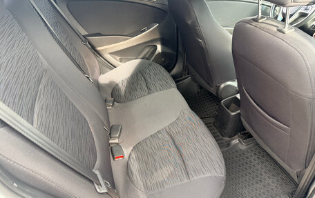 Hyundai Solaris II рестайлинг, 2015 год, 1 015 000 рублей, 16 фотография