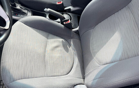 Hyundai Solaris II рестайлинг, 2015 год, 1 015 000 рублей, 15 фотография