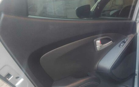 Hyundai ix35 I рестайлинг, 2012 год, 1 100 000 рублей, 8 фотография