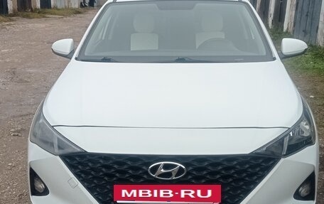 Hyundai Solaris II рестайлинг, 2020 год, 1 100 000 рублей, 4 фотография