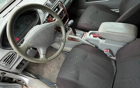 Mitsubishi Galant VIII, 2003 год, 210 000 рублей, 2 фотография