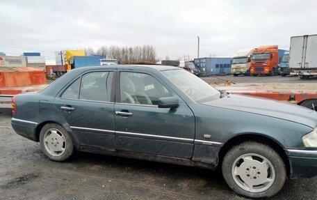 Mercedes-Benz C-Класс, 1996 год, 210 000 рублей, 4 фотография