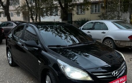 Hyundai Solaris II рестайлинг, 2015 год, 839 000 рублей, 2 фотография