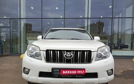 Toyota Land Cruiser Prado 150 рестайлинг 2, 2013 год, 2 874 000 рублей, 2 фотография