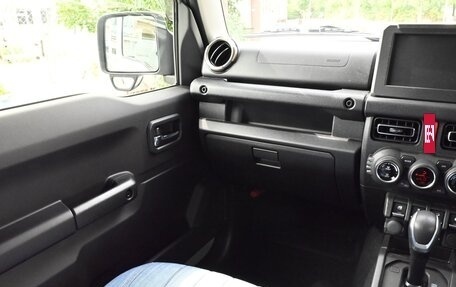 Suzuki Jimny, 2021 год, 1 276 000 рублей, 9 фотография