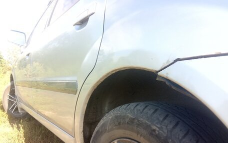 Mitsubishi Space Wagon III, 2003 год, 500 000 рублей, 24 фотография