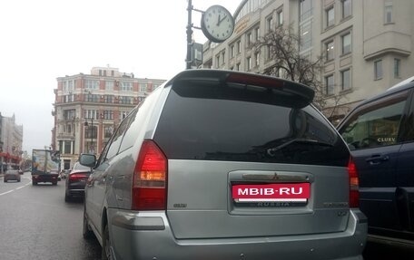 Mitsubishi Space Wagon III, 2003 год, 500 000 рублей, 32 фотография