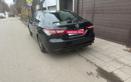 Toyota Camry, 2019 год, 2 000 000 рублей, 5 фотография