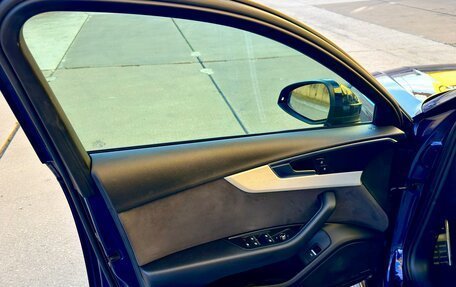 Audi A4, 2019 год, 2 920 000 рублей, 13 фотография