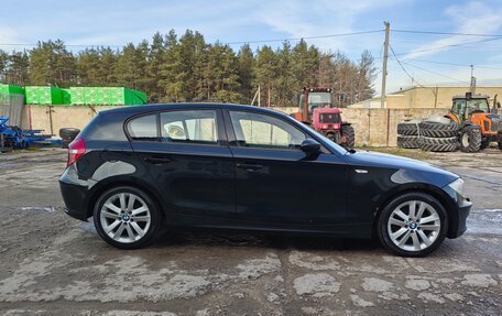 BMW 1 серия, 2009 год, 900 000 рублей, 2 фотография