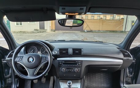BMW 1 серия, 2009 год, 900 000 рублей, 11 фотография