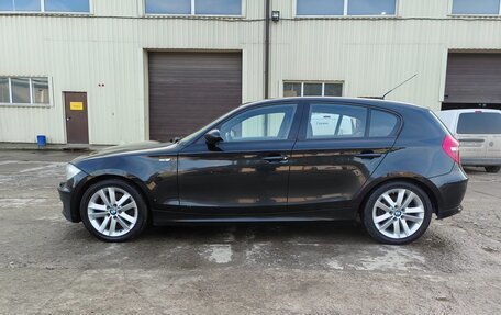 BMW 1 серия, 2009 год, 900 000 рублей, 4 фотография