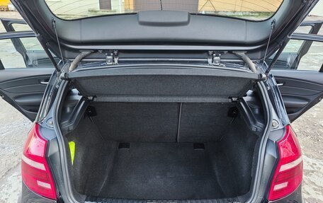 BMW 1 серия, 2009 год, 900 000 рублей, 15 фотография