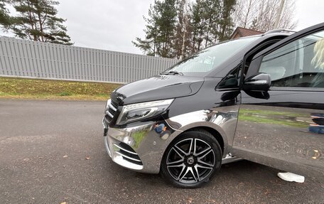 Mercedes-Benz V-Класс, 2018 год, 6 500 000 рублей, 2 фотография