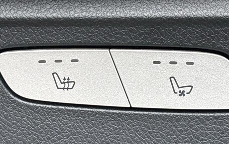 Mercedes-Benz V-Класс, 2018 год, 6 500 000 рублей, 18 фотография