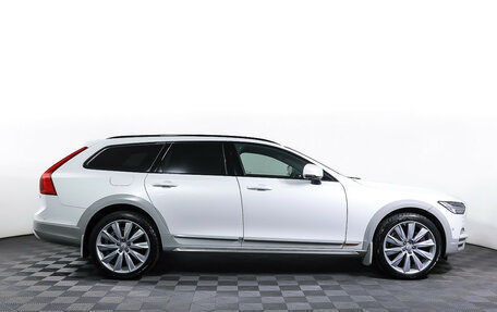 Volvo V90 Cross Country I рестайлинг, 2018 год, 2 690 000 рублей, 4 фотография