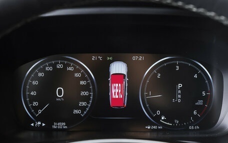 Volvo V90 Cross Country I рестайлинг, 2018 год, 2 690 000 рублей, 15 фотография