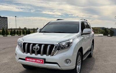 Toyota Land Cruiser Prado 150 рестайлинг 2, 2015 год, 4 199 999 рублей, 1 фотография