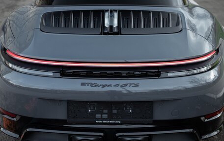 Porsche 911, 2025 год, 30 000 000 рублей, 8 фотография