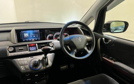 Honda Elysion I, 2006 год, 1 250 000 рублей, 11 фотография