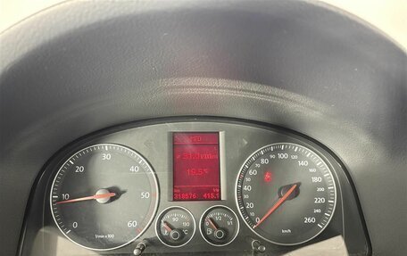 Volkswagen Touran III, 2005 год, 549 000 рублей, 9 фотография