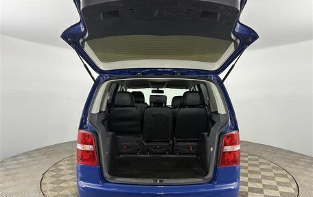 Volkswagen Touran III, 2005 год, 549 000 рублей, 16 фотография