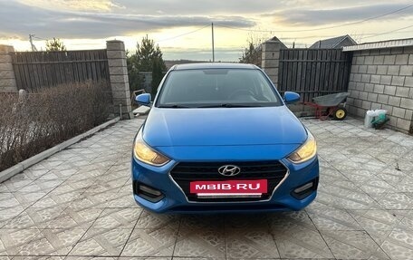 Hyundai Solaris II рестайлинг, 2019 год, 1 500 000 рублей, 4 фотография