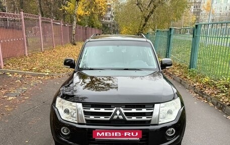 Mitsubishi Pajero IV, 2012 год, 2 090 000 рублей, 2 фотография