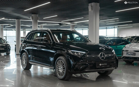 Mercedes-Benz GLC, 2024 год, 8 450 000 рублей, 2 фотография
