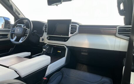Toyota Tundra, 2023 год, 8 800 000 рублей, 16 фотография