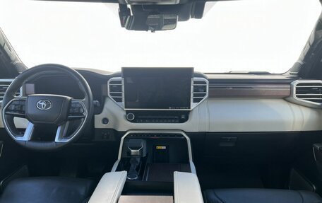 Toyota Tundra, 2023 год, 8 800 000 рублей, 17 фотография