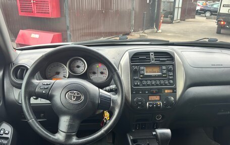 Toyota RAV4, 2004 год, 690 000 рублей, 5 фотография