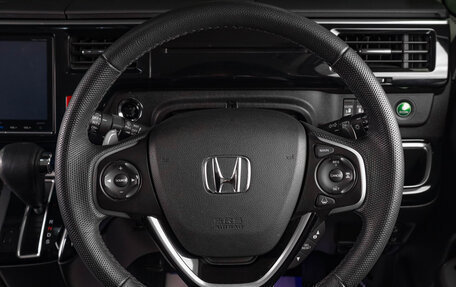 Honda Stepwgn IV, 2017 год, 2 459 000 рублей, 13 фотография