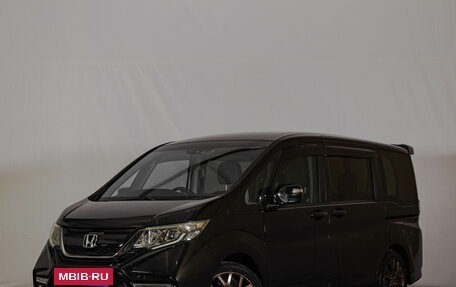 Honda Stepwgn IV, 2017 год, 2 459 000 рублей, 4 фотография