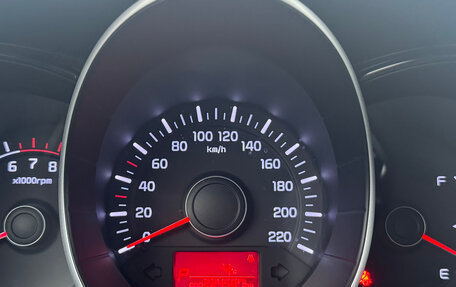 KIA Rio III рестайлинг, 2013 год, 649 000 рублей, 24 фотография