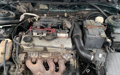 Mitsubishi Galant VIII, 2001 год, 400 000 рублей, 24 фотография