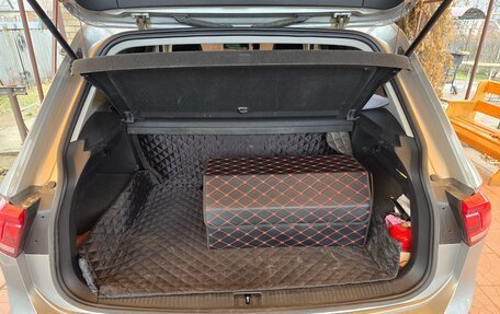 Volkswagen Tiguan II, 2019 год, 3 100 000 рублей, 9 фотография