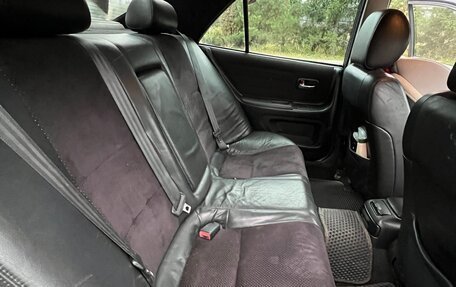 Toyota Altezza, 2001 год, 750 000 рублей, 8 фотография