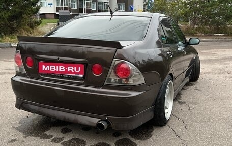 Toyota Altezza, 2001 год, 750 000 рублей, 3 фотография