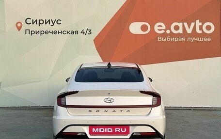 Hyundai Sonata VIII, 2019 год, 1 950 000 рублей, 5 фотография