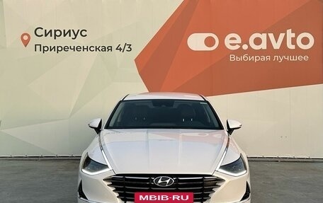 Hyundai Sonata VIII, 2019 год, 1 950 000 рублей, 2 фотография