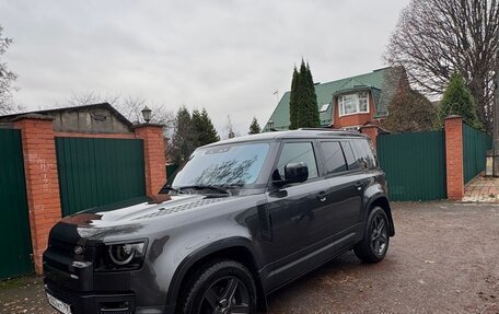 Land Rover Defender II, 2022 год, 8 300 000 рублей, 2 фотография