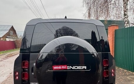 Land Rover Defender II, 2022 год, 8 300 000 рублей, 5 фотография