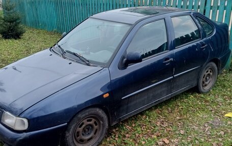 Volkswagen Polo III рестайлинг, 1999 год, 180 000 рублей, 3 фотография