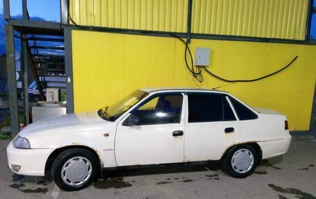 Daewoo Nexia I рестайлинг, 2010 год, 150 000 рублей, 3 фотография